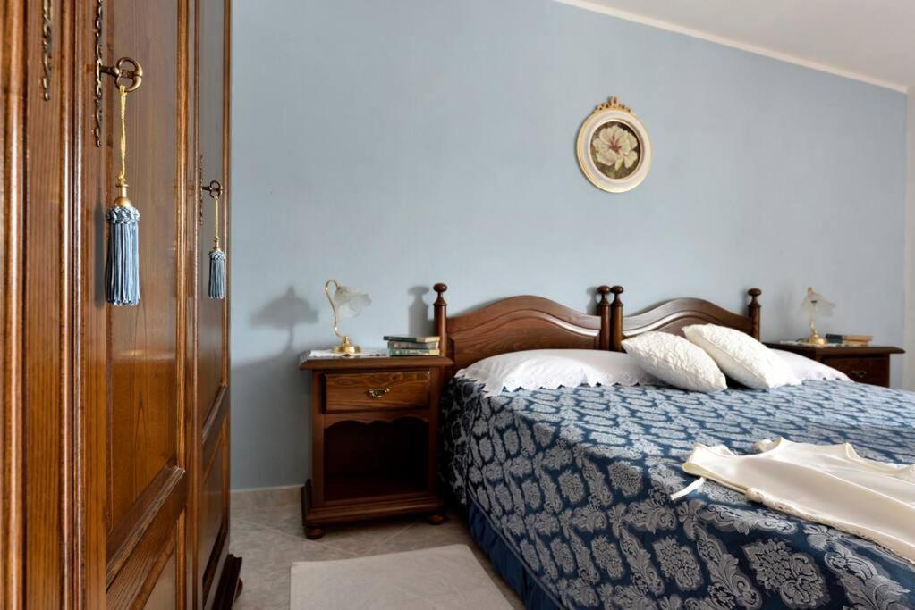 Rooms&Terraces Urzulei מראה חיצוני תמונה