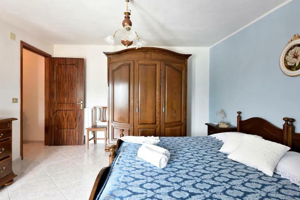 Rooms&Terraces Urzulei מראה חיצוני תמונה